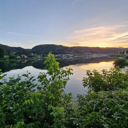 Quai 84, Maison Au Bord Du Rhone Sablons (Drome)